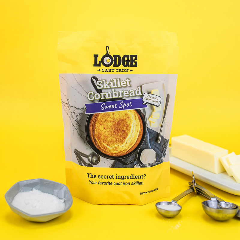 Lodge® and Fresh Beginnings® Cookie Mix and Skillet Set