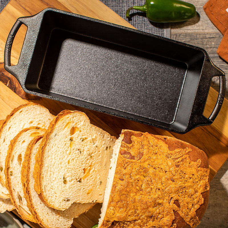  Lodge Cast Iron Loaf Pan 8.5x4.5 Inch: Home & Kitchen
