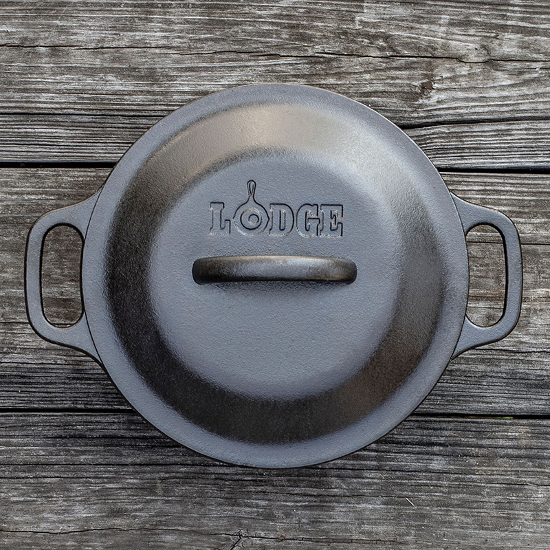 Lodge Cast Iron 2 Quart Camp Dutch Oven