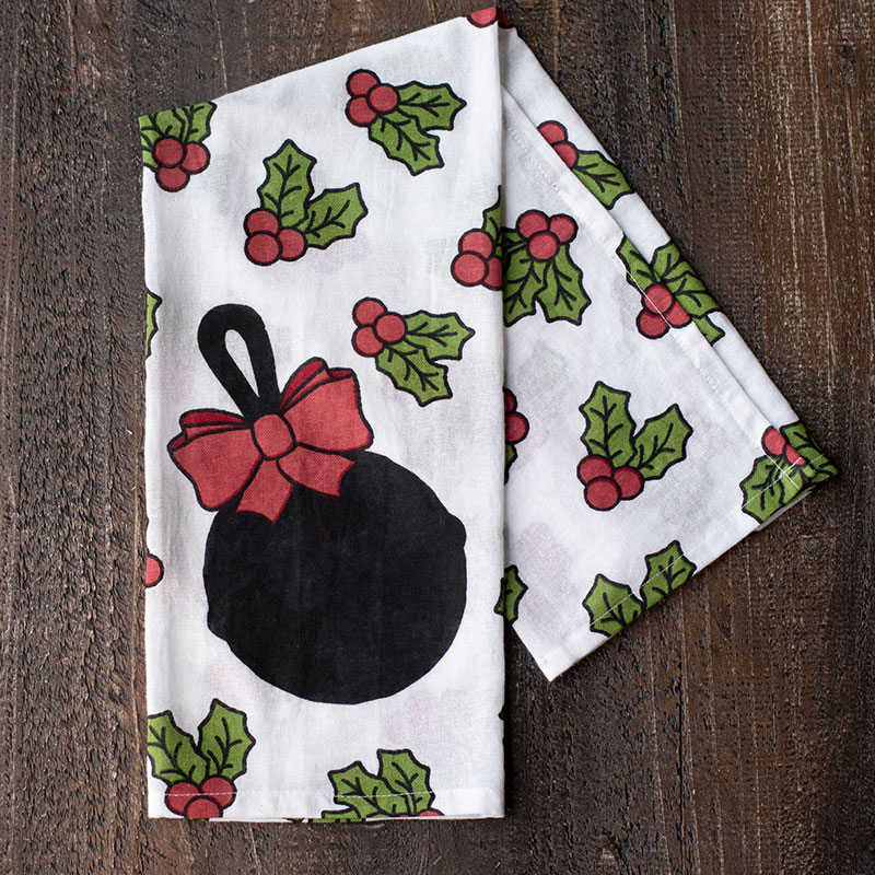 Disney Mickey Mouse Themed Christmas Holiday Kitchen Dish Hand Towels