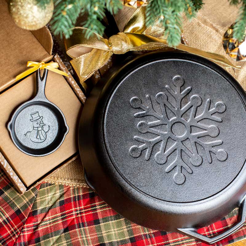2022 Collectible Holiday Mini Skillet Ornament | Lodge Cast Iron