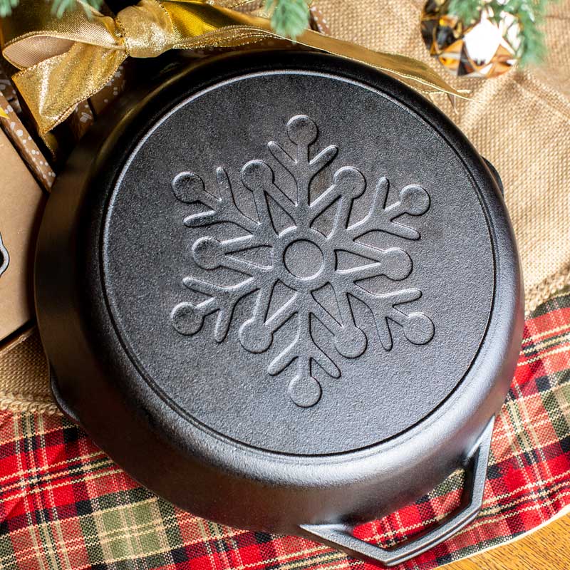 Snowflake Skillet With Red Deluxe Handle Holder | Lodge Cast Iron